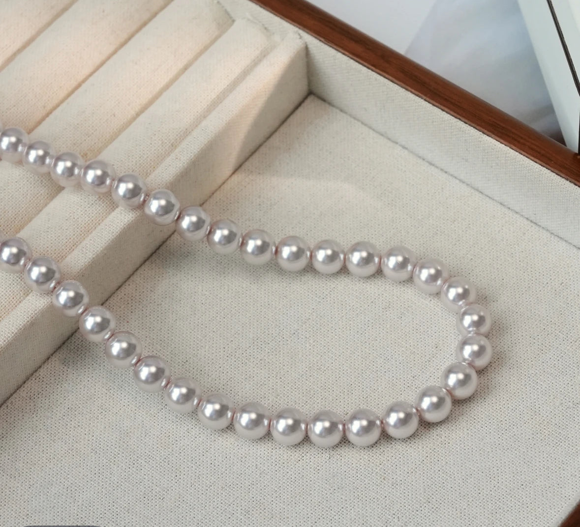 Zart lilafarbene Perlenkette mit Silberverschluss