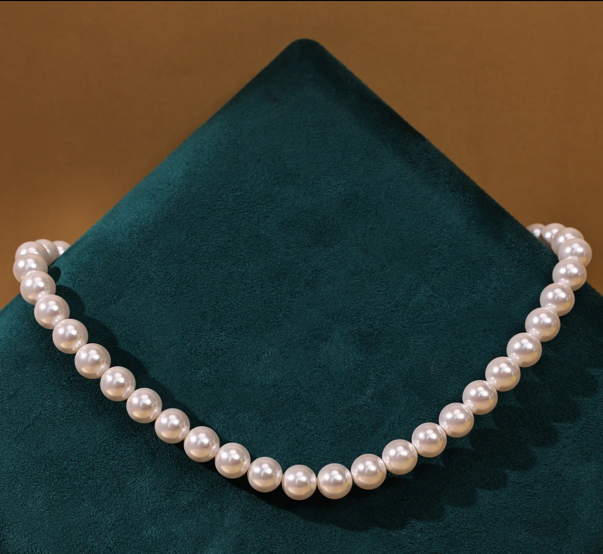 Klassische weiße Perlenkette mit 925-Silberverschluss
