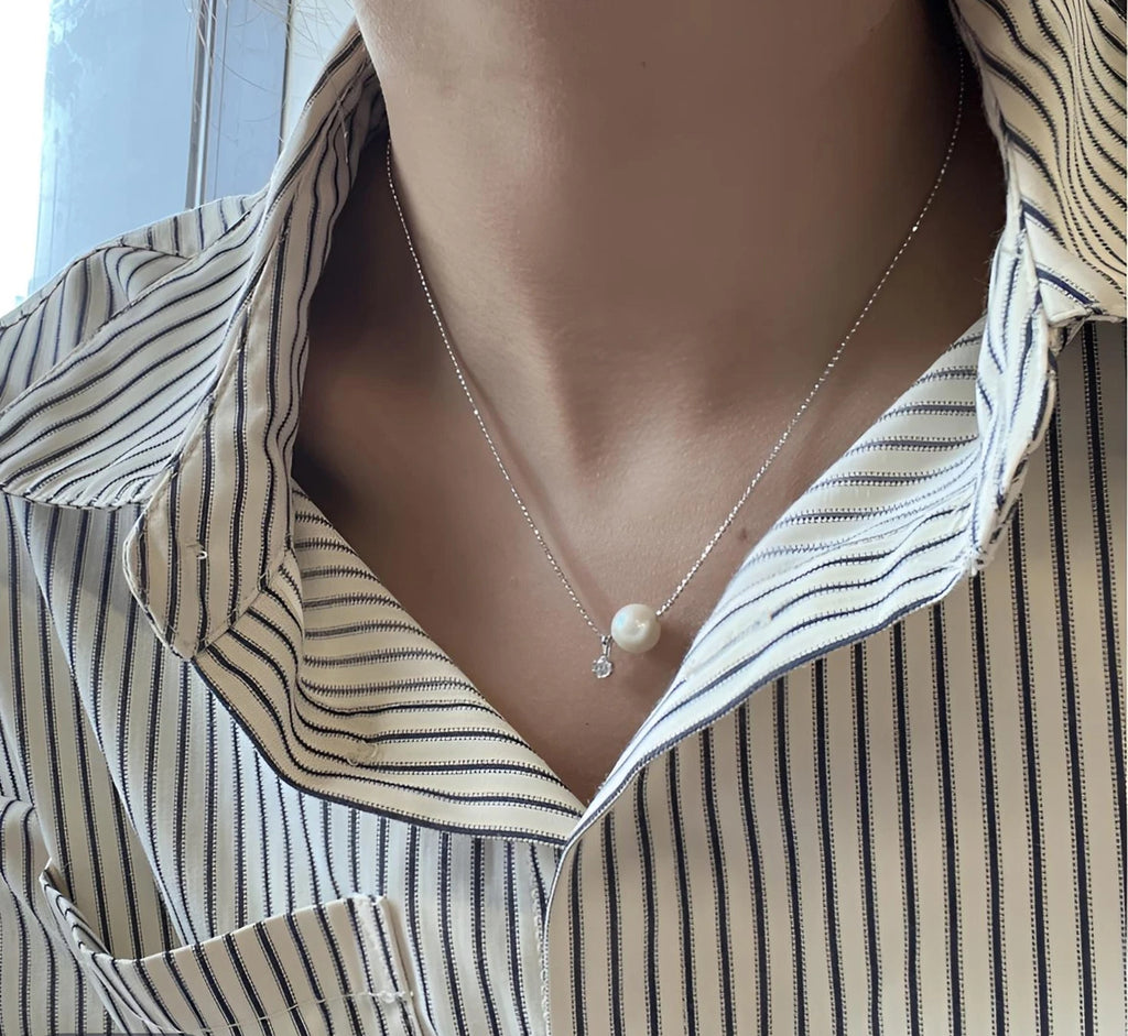 Zarte Perlenkette mit Silberkette – elegant & schlicht