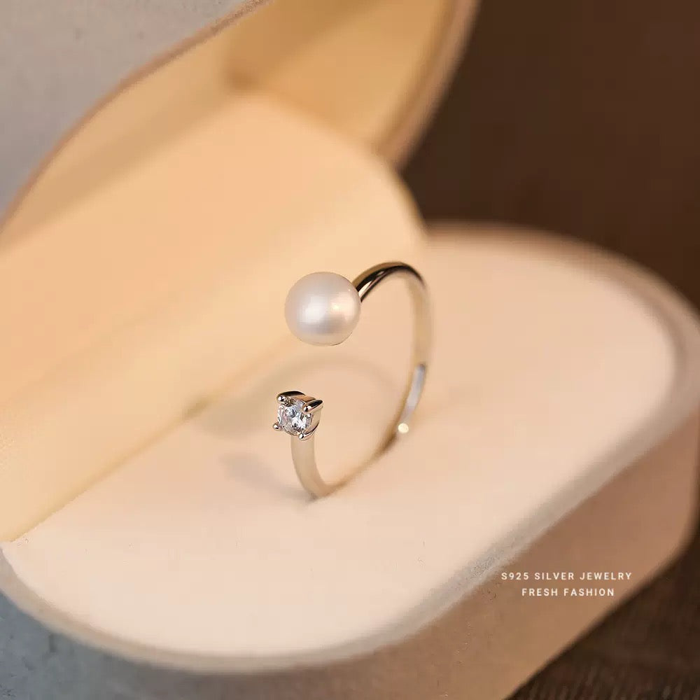Offener Ring mit Perle und Kristall – Little Shark
