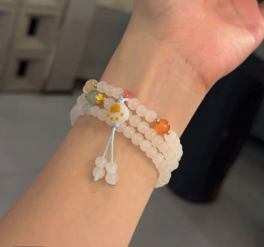 Perlenarmband mit Katzenpfote