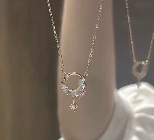 Elegante Halskette mit Sternanhänger