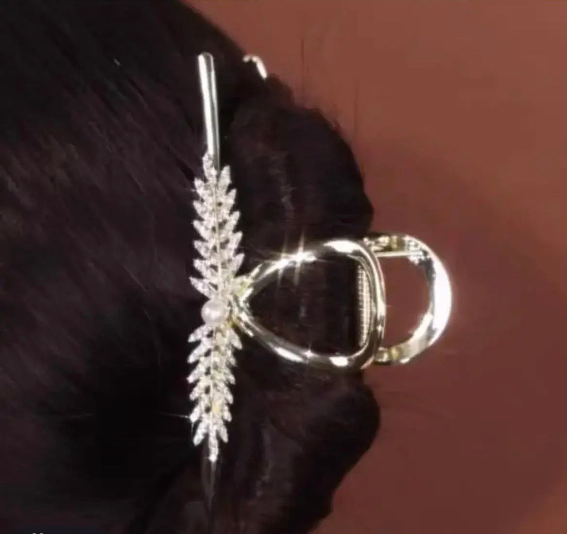 Haarklammer mit Schleife und Strass-Blättern – Little Shark