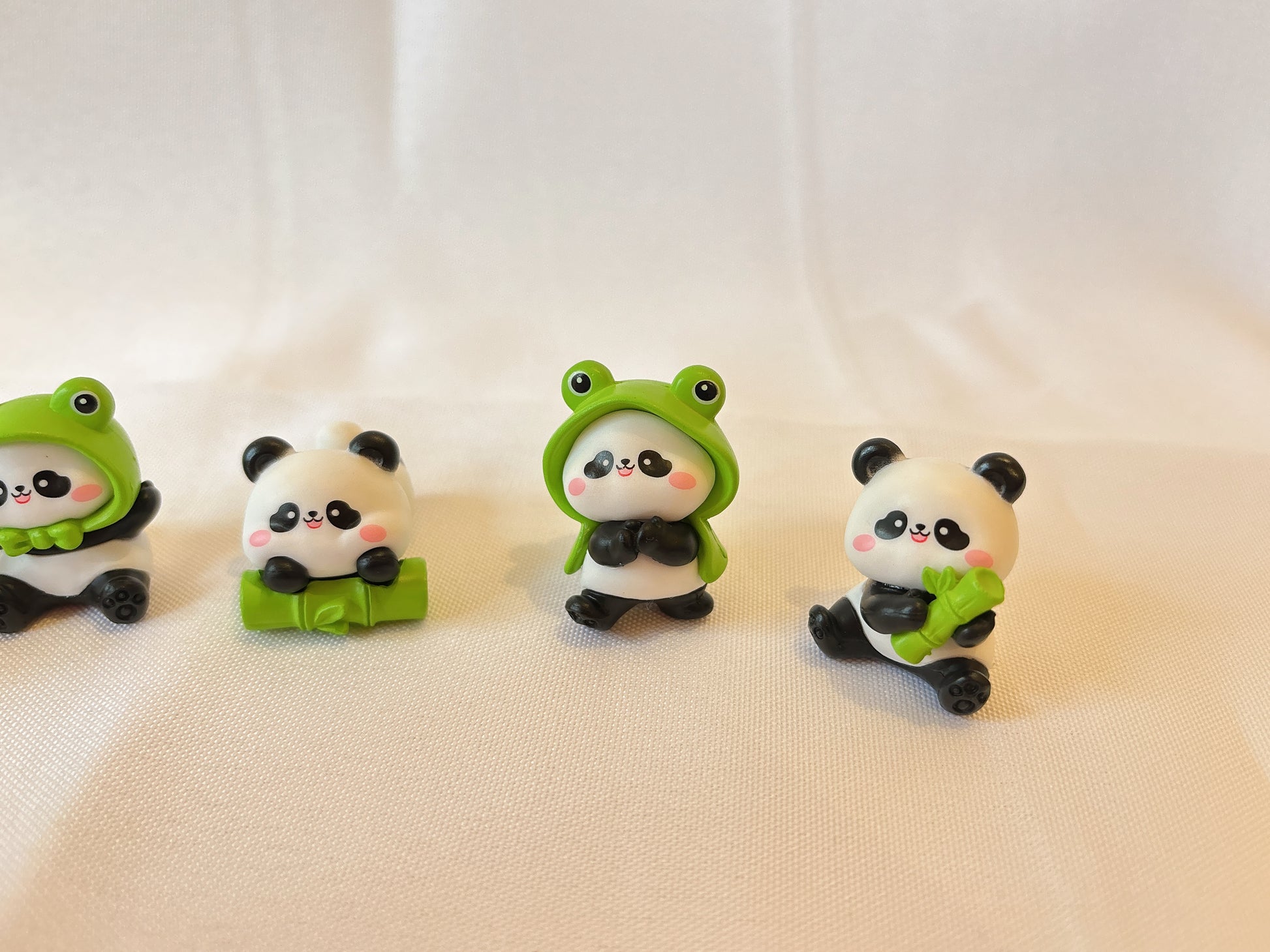 Niedliches Panda Figuren Set 5 Mini Deko – Little Shark